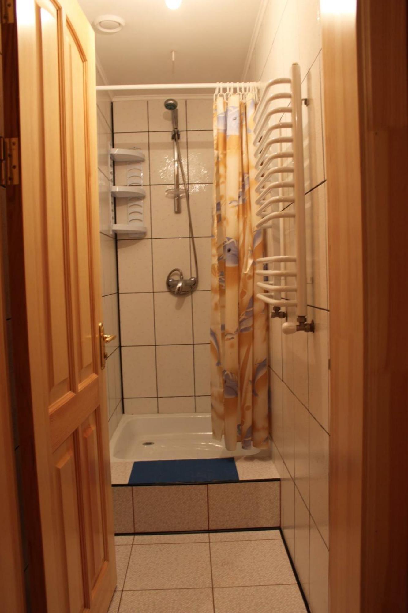 אוריאבצ'יק Privatna Sadiba Chalet מראה חיצוני תמונה