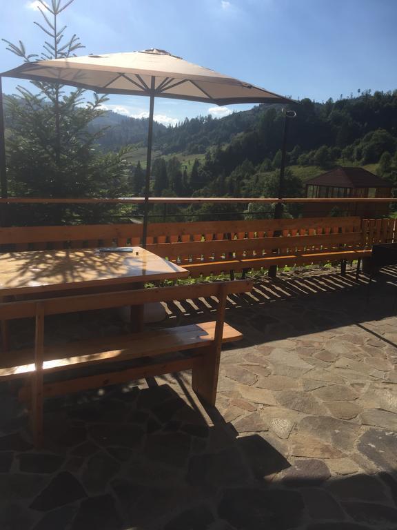 אוריאבצ'יק Privatna Sadiba Chalet מראה חיצוני תמונה